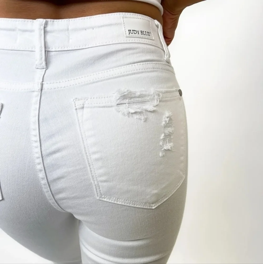 Judy Blue‎ Distressed Skinny White Jeans Size 16W